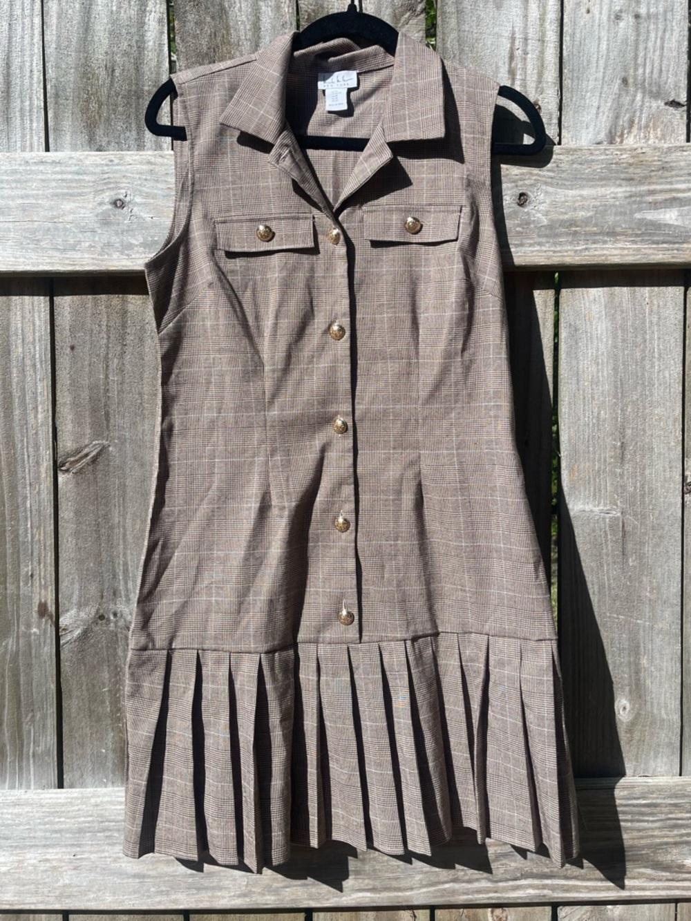 Sleeveless Plaid Pleated Mini Dress in Brown Sz XS